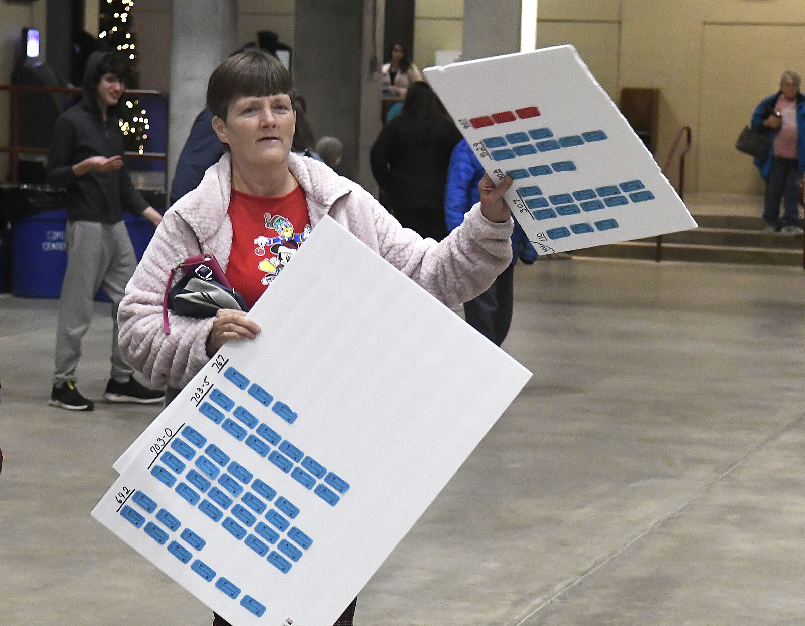 211208-news-candy cane cash 6 BH.jpg
